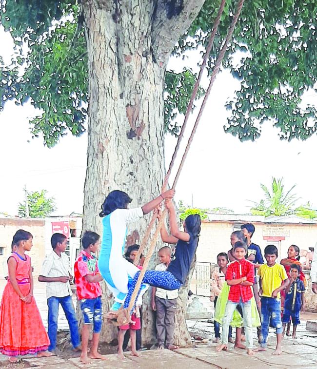 ಸಂಭ್ರಮದಿಂದ ನಾಗರ ಪಂಚಮಿ ಹಬ್ಬ ಆಚರಣೆ 