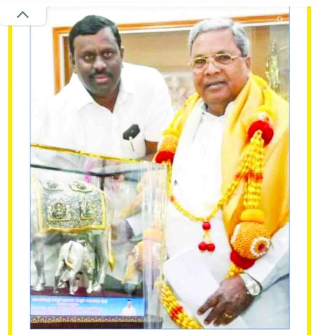 ಸಿಎಂ ಸಿದ್ದುಗೆ ಶಾಸಕ ಹಿಟ್ನಾಳ ರಿಂದ ಸನ್ಮಾನ