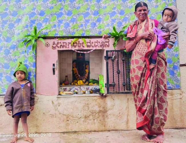 ಸವನಹಳ್ಳಿ ಗ್ರಾಮದಲ್ಲಿ ನಾಗರ ಪಂಚಮಿ 