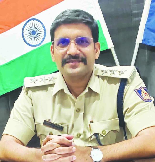 ಡಿವೈಎಸ್ಪಿ ಪ್ರಶಾಂತ್ ಬಸವೇಶ್ವರ ದೇವಸ್ಥಾನ ಯಾತ್ರೆ ಅನೀರೀಕ್ಷಿತ ಭೇಟಿ 