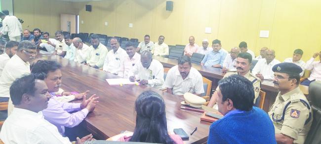 ನೂಲಿಯ ಚಂದಯ್ಯ ಹಾಗೂ ಶ್ರೀ ಕೃಷ್ಣ ಜಯಂತಿ ಪೂರ್ವ ಸಿದ್ಧತಾ ಸಭೆ