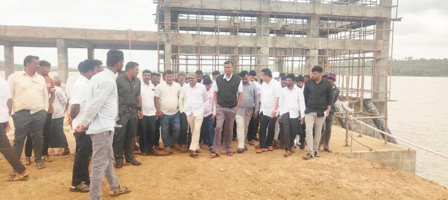 ಸಚಿವ ಸತೀಶ್ ಜಾರಕಿಹೊಳಿ ಕಾಮಗಾರಿ ಪರೀಶೀಲನೆ 