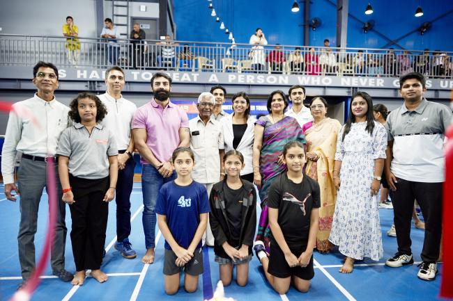 ಆರ್‌ಎಂಆರ್ ಕ್ರೀಡಾ ಅಕಾಡೆಮಿಯ ಬ್ಯಾಡ್ಮಿಂಟನ್ ಓಪನ್ ರೇಸ್ ಟೂರ್ನಮೆಂಟ್ ಉದ್ಘಾಟಿಸಿದ ರಾಕೇಶ ವಾದವಾ 