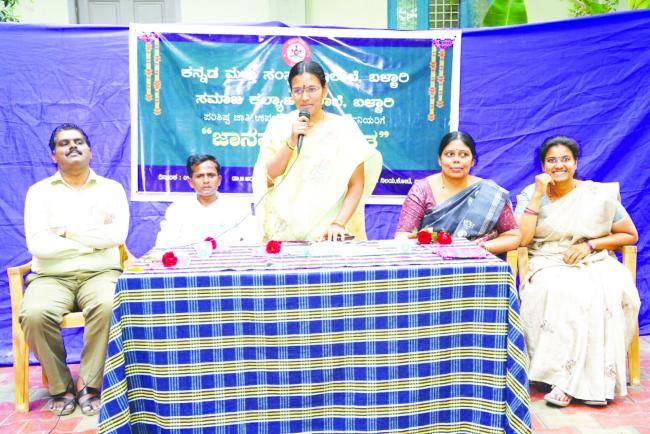 ವಿದ್ಯಾಭ್ಯಾಸದ ಜೊತೆಗೆ ಕಲೆಗಳಲ್ಲಿ ಆಸಕ್ತಿ ತೋರಬೇಕು: ರಾಜೇಶ್ವರಿ  