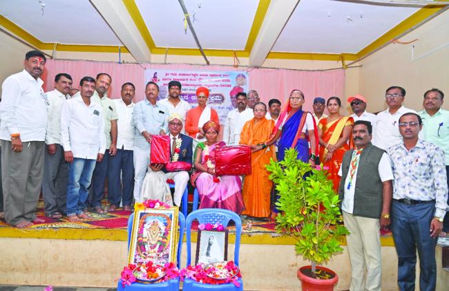 ಶಿಕ್ಷಕ ಹುದ್ದೆ ಅಲಂಕರಿಸಲು ಪೂರ್ವ ಜನುಮದ ಪುಣ್ಯ ಬೇಕು: ಪ್ರಭು ಮಹಾಸ್ವಾಮಿಗಳು  