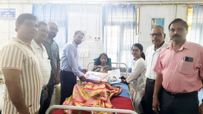 ನವಜಾತ ಶಿಷುಗಳಿಗೆ ಜಾನ್ಸನ್‌ಬೇಬಿ ಕಿಟ್ ವಿತರಣೆ 