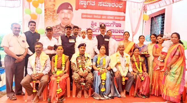 ಸೇವಾ ನಿವೃತ ಯೋಧನಿಗೆ ಮೆರವಿಣಿಗೆಯ ಮೊಲಕ ಸ್ವಾಗತ 