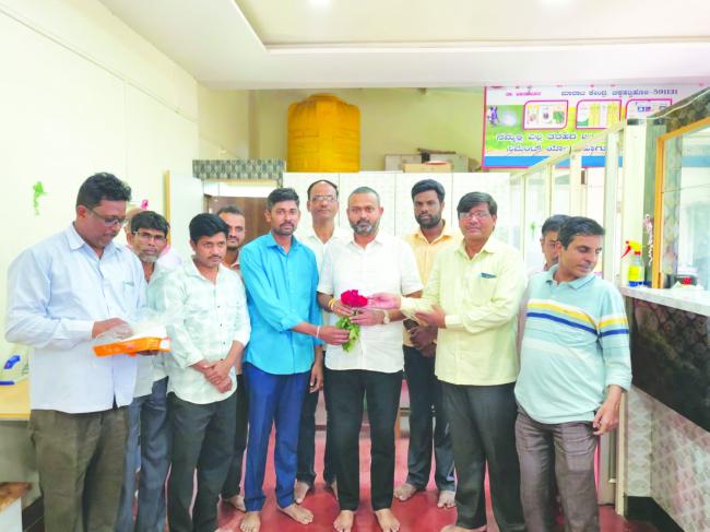 ಚನ್ನರಾಜ ಹಟ್ಟಿಹೊಳಿ ಅವಿರೋಧ ಆಯ್ಕೆ  