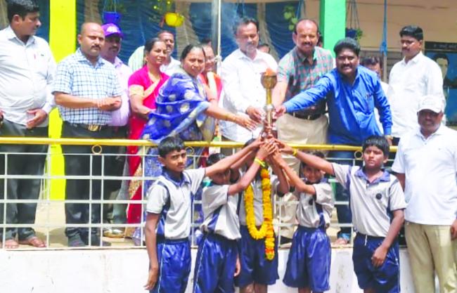 ಕ್ರೀಡೆಗಳು ಮಕ್ಕಳಲ್ಲಿ ಸ್ಪರ್ಧಾ ಮನೋಭಾವ ಬೆಳೆಸುತ್ತವೆ: ಡಿಗ್ರಜ್ 