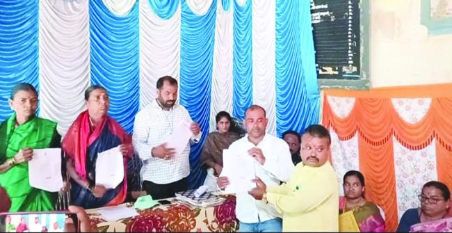 ಸ್ಥಾಯಿ ಸಮಿತಿ ಅಧ್ಯಕ್ಷ ಹೊನ್ನಪ್ಪ ಶಿರಹಟ್ಟಿ ಅಧಿಕಾರಿಗಳ ಮೇಲೆ ಆರೋಪ 