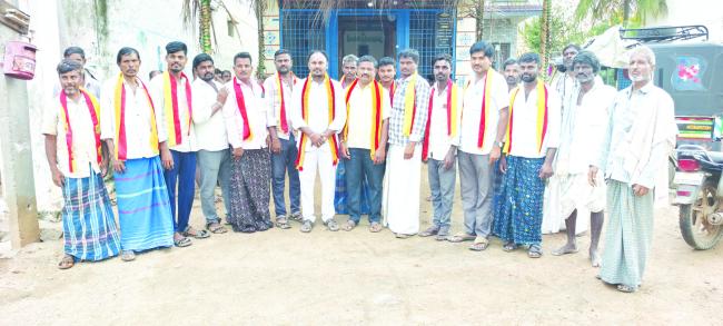 ಗ್ರಾಮದ ಸರ್ವತೋಮುಖ ಅಭಿವೃದ್ಧಿಗೆ ಕರವೇ ಕಾರ್ಯಕರ್ತರು ಶ್ರಮಪಡಬೇಕು - ಜ್ಞಾನಸುಂದರ 