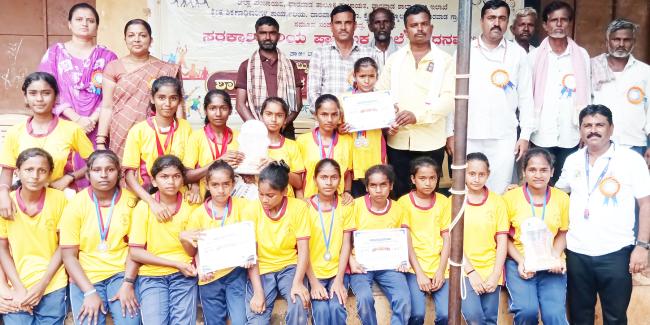 ಅಮ್ಮಿನಬಾವಿ ಬಾಲಕಿಯರ ಪ್ರಾಥಮಿಕ ಶಾಲೆ ಚಾಂಪಿಯನ್