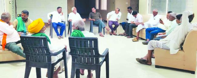 ಮಹಾಲಿಂಗಪುರ ತಾಲೂಕು ಘೋಷಣೆ ನೆನೆಗುದಿಗೆ  ಸರ್ಕಾರದ ವಿರುದ್ಧ ಅಗಷ್ಟ 13ಕ್ಕೆ ಎತ್ತಿನಬಂಡಿ ಮೆರವಣಿಗೆ, ಬಾರುಕೋಲು ಚಳವಳಿ