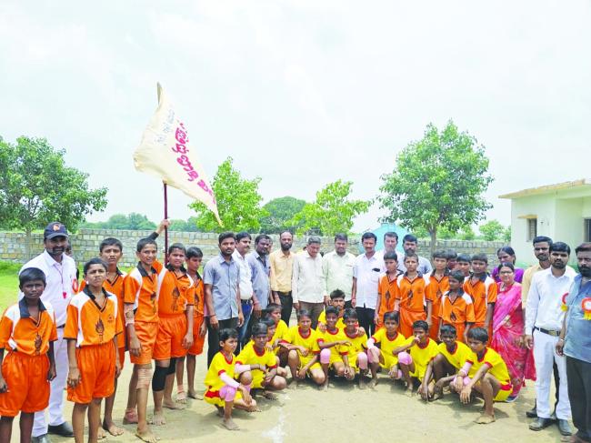 ಕಬಡ್ಡಿ ಸ್ಪರ್ಧೆಯಲ್ಲಿ ಮೈಲೇಶ್ವರದ ಬ್ರಿಲಿಯಂಟ್ ಶಾಲೆಯ ವಿದ್ಯಾರ್ಥಿಗಳ ಸಾಧನೆ 