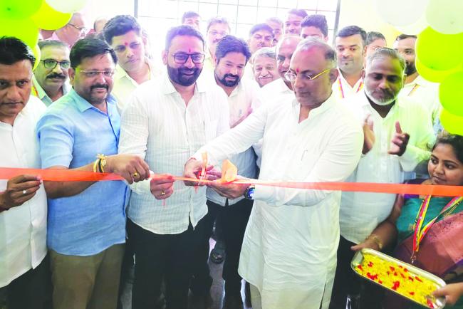 ನೂತನ ತಜ್ಞ ವೈದ್ಯರ ಶೀಘ್ರ ನೇಮಕಾತಿ: ಸಚಿವ ದಿನೇಶ ಗುಂಡುರಾವ್   