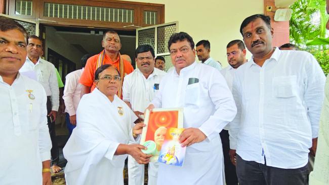 ಬ್ರಹ್ಮಕುಮಾರಿ ಈಶ್ವರಿಯ ವತಿಯಿಂದ ರಕ್ಷಾಬಂಧನ 