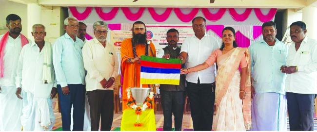 ಶಿಕ್ಷಣ ಕ್ಷೇತ್ರಕ್ಕೆ ವೀರಶೈವ ಮಠಗಳ ಕೊಡುಗೆ ಅಪಾರ 