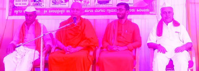 ಅಧರ್ಮದ ನಾಶಕ್ಕಾಗಿ ಅವತರಿಸಿದರು ವೀರಭದ್ರೇಶ್ವರರು: ಶ್ರೀಗಳು 