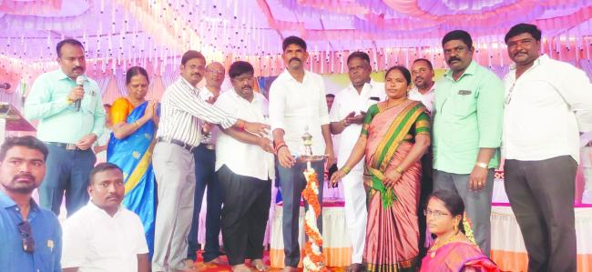 ತಾ.ಪಂ.ನೂತನ ಕಟ್ಟಡ ಉದ್ಘಾಟಿಸಿದ  ಶಾಸಕ ಜೆ.ಎನ್‌.ಗಣೇಶ 