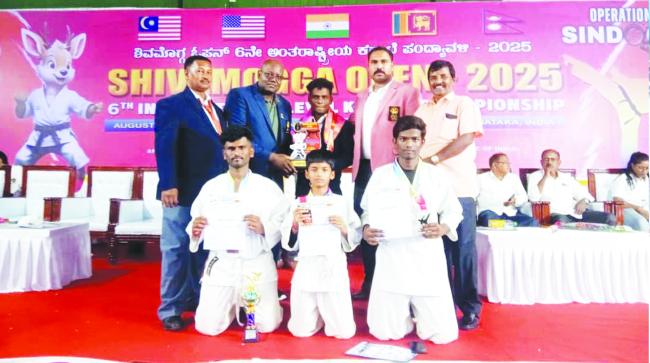 ಶ್ರೀಕಾಂತ್ ಕಲಾಲ್ ನೇತೃತ್ವದ  ಬುಡಕನ್ ತಂಡಕ್ಕೆ ಅಂತರಾಷ್ಟ್ರೀಯ ಪ್ರಶಸ್ತಿ