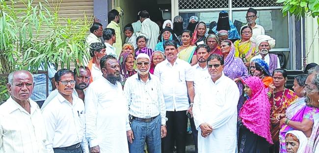 ಬಡವರ ಸೇವೆಯಲ್ಲಿ ಹೆತ್ತವರನ್ನು ಕಾಣಬಯಸುತ್ತೇನೆ: ಮನಿಯಾರ  