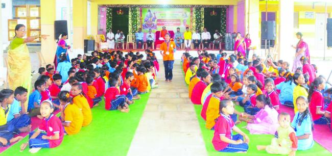 ಸ್ವಾಭಿಮಾನದ ಸಂಕೇತ ರಕ್ಷೆ: ಕಿರನಹಳ್ಳಿ 