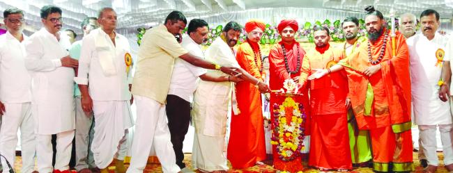 ಧರ್ಮ ಉಳಿವಿಗಾಗಿ ಆಚಾರ ವಿಚಾರಗಳು ಬಹುಮುಖ್ಯ- ಸಿದ್ದರಾಮೇಶ್ವರ 