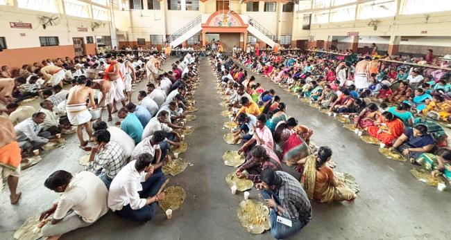 ರಾಘವೇಂದ್ರ ಸ್ವಾಮಿಗಳ ಆರಾಧನಾ ಮಹೋತ್ಸವ ಕಾರ್ಯಕ್ರಮ