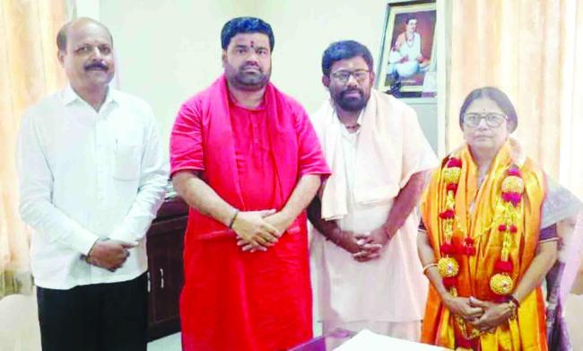 ನೂತನ ಕುಲಪತಿ ಪ್ರೊ.ವಿಜಯಾ ಕೋರಿಶೆಟ್ಟಿಗೆ ಸನ್ಮಾನ 