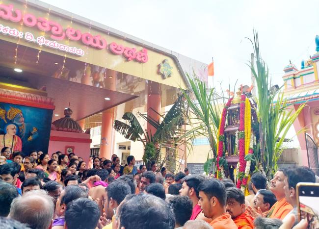 ರಾಯರ ಆರಾಧನಾ ಮಹೋತ್ಸವದಲ್ಲಿ ರಥೋತ್ಸವ