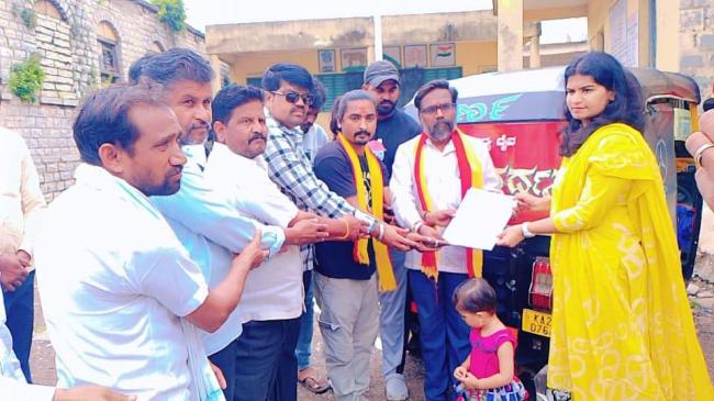 ಸಮಾಧಿ ನೆಲಸಮ ಮಾಡಿದವರ ಮೇಲೆ ಕಠಿಣ ಕ್ರಮಕ್ಕೆ ಆಗ್ರಹಿಸಿ ಮನವಿ 