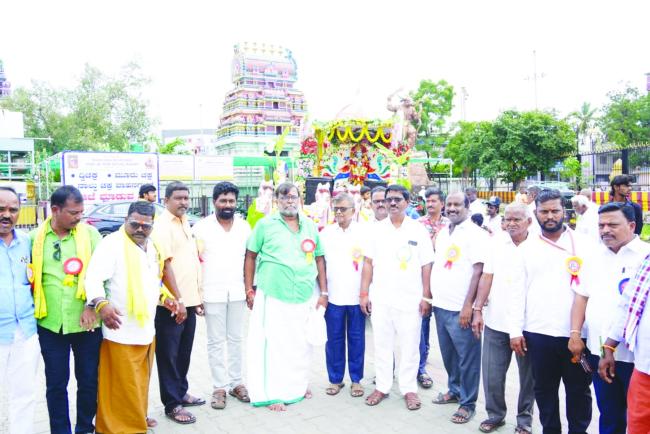 ಬಳ್ಳಾರಿಯಲ್ಲಿ ಗೋಕುಳಾಷ್ಠಮಿ: ಮಕ್ಕಳಿಗೆ ಶ್ರೀಕೃಷ್ಣನ ವಿಚಾರಧಾರೆಗಳನ್ನು ಬೋಧಿಸಬೇಕು: ಶಾಸಕ ನಾರಾ ಭರತ್‌ರೆಡ್ಡಿ 