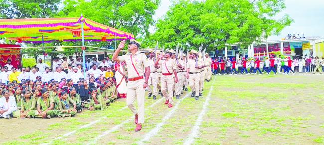 ಆಲಮೇಲದಲ್ಲಿ ಸ್ವಾತಂತ್ರ ದಿನಾಚರಣೆ  