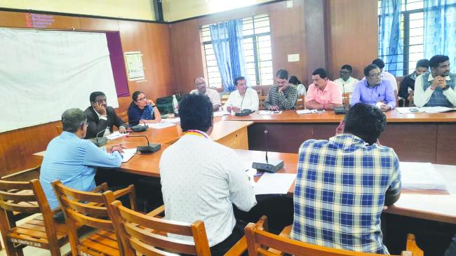 ಜಿಲ್ಲೆಯ ಜನರಿಗೆ ಕಂದಾಯ ಇಲಾಖೆ ಸೌಲಭ್ಯ ತಲುಪಿಸಿ: ಜಿಲ್ಲಾಧಿಕಾರಿ ಡಾ.ವಿಜಯಮಹಾಂತೇಶ ದಾನಮ್ಮನವರ 