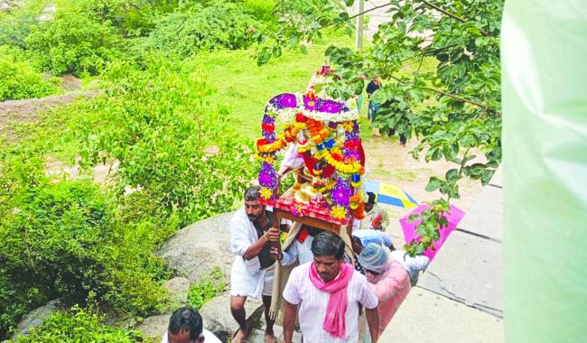 ಹಿರೂರನಲ್ಲಿ ಸಂಭ್ರಮದ ಭೋಗೇಶ್ವರ ಜಾತ್ರಾ ಮಹೋತ್ಸವ  