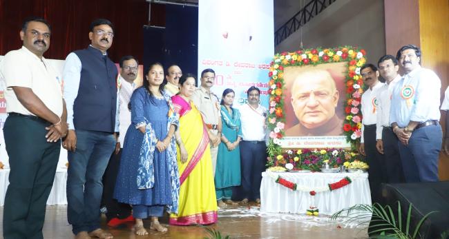 ಡಿ.ದೇವರಾಜ ಅರಸು ನಾಡಿನ ಏಳಿಗೆಗೆ ಶ್ರಮಿಸಿದ ಮಹಾನ್ ನಾಯಕ: ನಾಗೇಶ ನಾಯಕ 