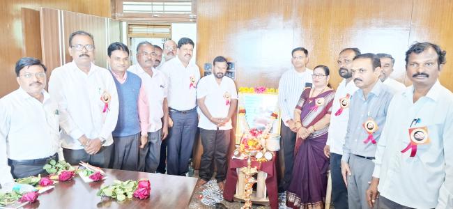 ಕೆ.ಇ.ಬಿ ಸಭಾಂಗಣದಲ್ಲಿ ಡಿ.ದೇವರಾಜ ಅರಸುರವರ ಜನ್ಮ ದಿನಾಚರಣೆ  