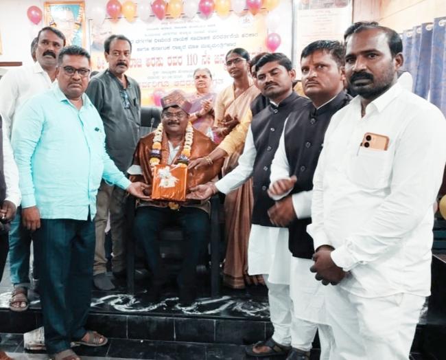 ಅಥಣಿ: ಡಿ.ದೇವರಾಜ ಅರಸುರವರ 110ನೇ ಜನ್ಮ ದಿನಾಚರಣೆ ಕಾರ್ಯಕ್ರಮ
