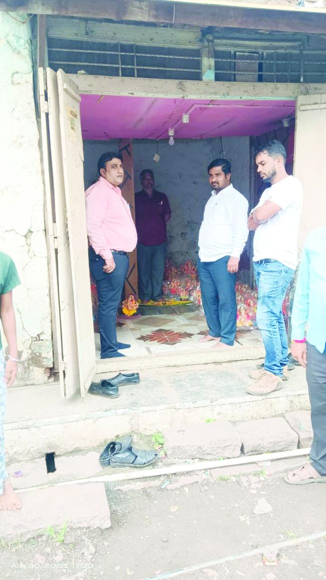 ಪಿಒಪಿ ಗಣೇಶ ಮೂರ್ತಿಗಳ ನಿಷೇಧ! ಪಿಓಪಿ ಗಣೇಶ ಮೂರ್ತಿಗಳ ವಶಪಡಿಸಿಕೊಂಡ ಪರಿಸರ ಅಧಿಕಾರಿ! 