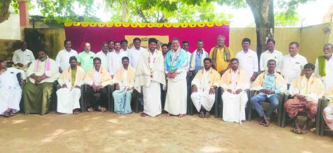 ಸ.ಹಿ.ಪ್ರಾ ಶಾಲೆಗೆ ನೂತನ ಎಸ್‌.ಡಿ.ಎಮ್‌.ಸಿ ಅಧ್ಯಕ್ಷರಾಗಿ ಒ.ಬಿ.ತಿಮ್ಮಪ್ಪ 