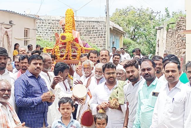 ಹಿಂದುಗಳಿಗೆ ಶ್ರಾವಣ ಮಾಸ ಸರ್ವಶ್ರೇಷ್ಠ: ಚಂದ್ರಶೇಖರ ಶ್ರೀಗಳು 