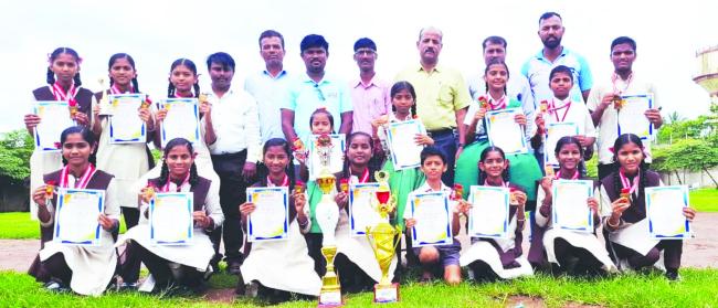 ಸೊಮೈಯಾ ಶಾಲೆಗೆ ರೋಪ್ ಸ್ಕಿಪ್ಪಿಂಗ್ ನಲ್ಲಿ 18 ಚಿನ್ನದ ಪದಕ, ಚಾಂಪಿಯನ್ಸ್‌ ಟ್ರೋಫಿ