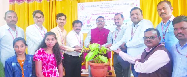 ಸ್ಪರ್ಧಾತ್ಮಕ ಪರೀಕ್ಷೆ ಎದುರಿಸಲು ಪೂರ್ವ ತಯಾರಿ ಅತ್ಯಗತ್ಯ: ಸೋಮನಾಳ 