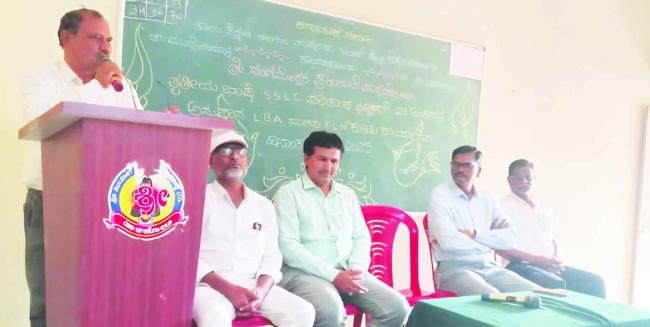 ಸಂಗಮೇಶ್ವರ ಪ್ರೌಢಶಾಲೆ: ಹಿಂದಿ ವಿಷಯ ಕಾರ್ಯಾಗಾರ  