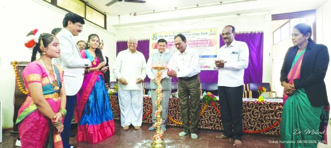 ಬದುಕುವ ಕಲೆಗೆ ಪಠ್ಯೇತರ ಚಟುವಟಿಕೆಗಳು ಸಹಕಾರಿ: ಆತನೂರೆ 