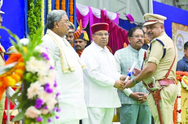 ಡಿಎಸ್ಪಿ ಜೆ.ಎಚ್‌.ಇನಾಮದಾರಗೆ ರಾಷ್ಟ್ರಪತಿ ಶ್ಲಾಘನೀಯ ಸೇವಾ  ಪ್ರಶಸ್ತಿ 