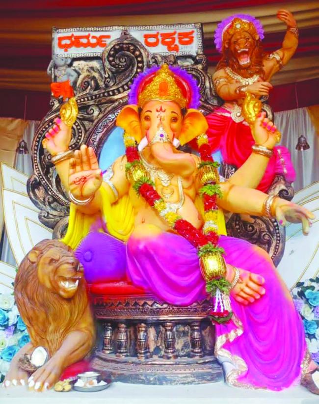 ವಿನಾಯಕ ಯುವಕ ಮಿತ್ರ ಮಂಡಳಿ ಗಣೇಶ್  