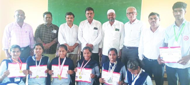 ಕ್ರೀಡೆಯಲ್ಲಿ ಎಸ್‌.ಆರ್‌.ಎಮ್ ಮಹಾವಿದ್ಯಾಲಯದ ವಿದ್ಯಾರ್ಥಿಗಳ ಸಾಧನೆ