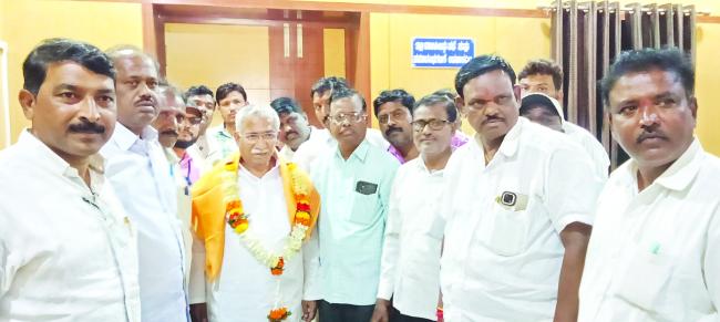 ರಾಜ್ಯ ಅಬಕಾರಿ ಸಚಿವ ಪ್ರವಾಸಿ ಮಂದಿರಕ್ಕೆ   ಭೇಟಿ