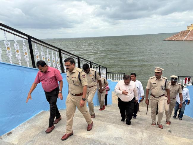 ಸೆ,6 ರಂದು ಕೃಷ್ಣೆ ಒಡಲಿಗೆ ಮುಖ್ಯಮಂತ್ರಿ ಬಾಗಿನ ಅರೆ​‍್ಣ ಆಲಮಟ್ಟಿ ಅಂಗಳದಲ್ಲಿ ಪೋಲಿಸ್ ಬಿಗಿ ಭದ್ರತೆ ನಿಯೋಜನೆ-ಎಸ್‌.ಪಿ. 